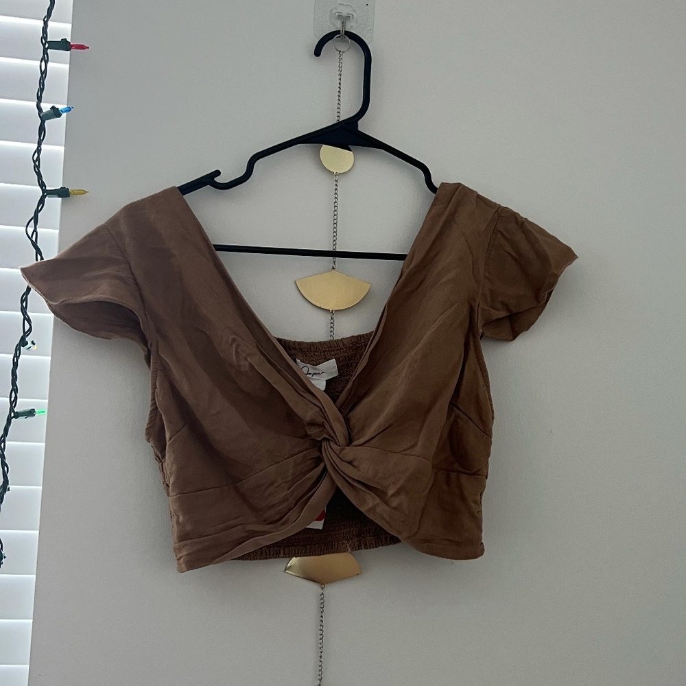 Jasper Twisted Crop Top